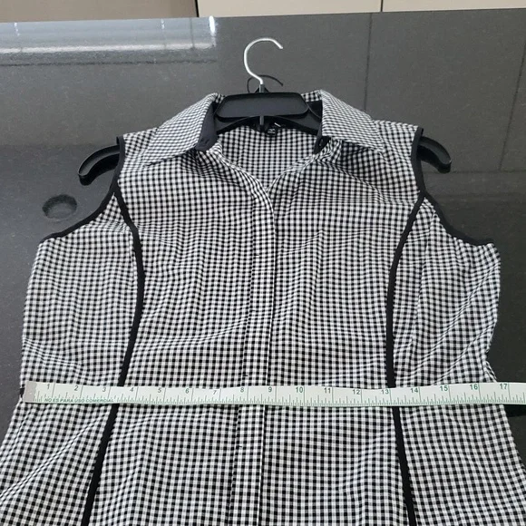 NWT Ming Wang Gingham Collared Sleeveless Button Down Blouse, Black & Wh…